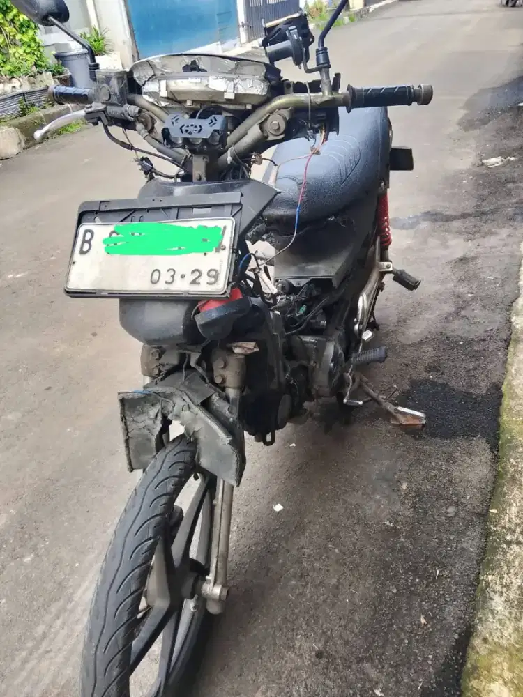 Jual motor Honda supra D125 tahun 2009