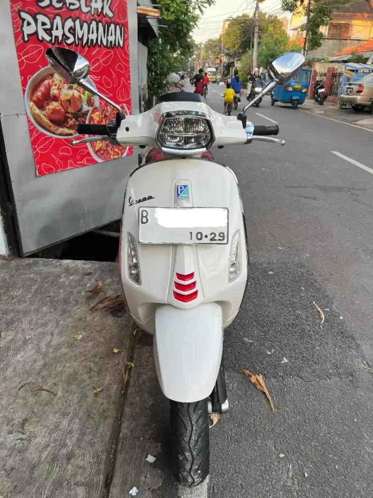 Vespa Sprint IGET ABS