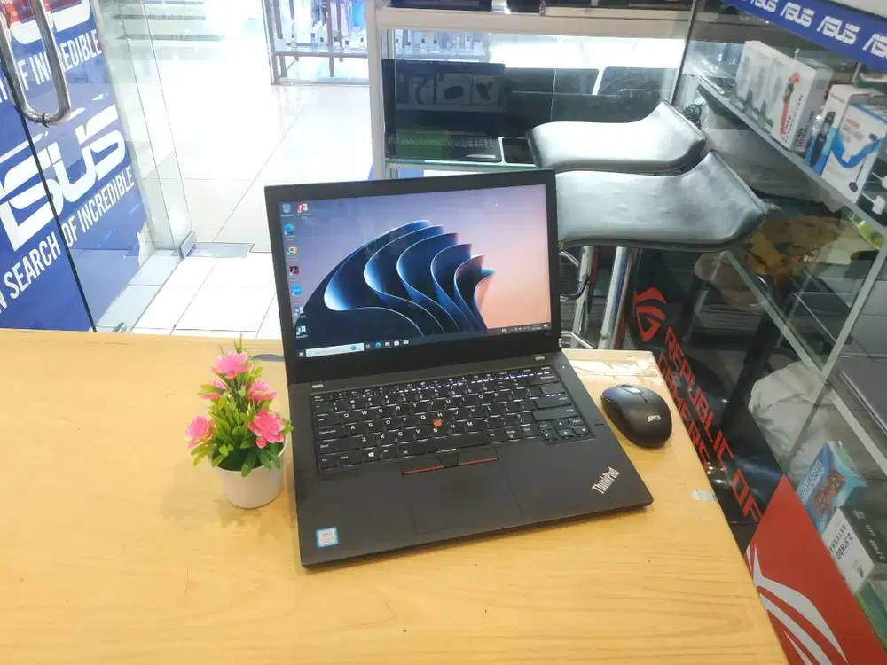 FOR SALE LAPTOP LENOVO THINKPAD T480 CORE i7 RAM 8GB SSD 256GB