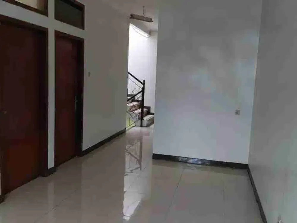 Disewakan Ruko Strategis Siap Pakai Daerah Cikutra