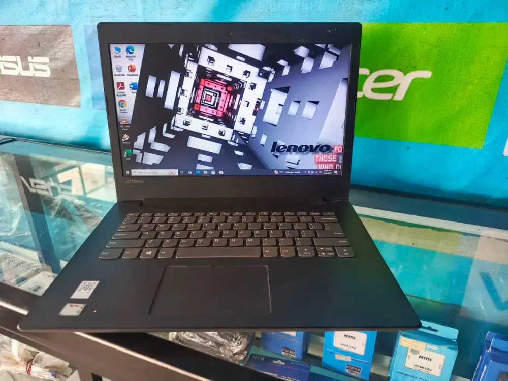 Lenovo Ideapad 330 AMD A9 Gen 9 Radeon R5 SSD 128 Gb Hardisk 1000GB