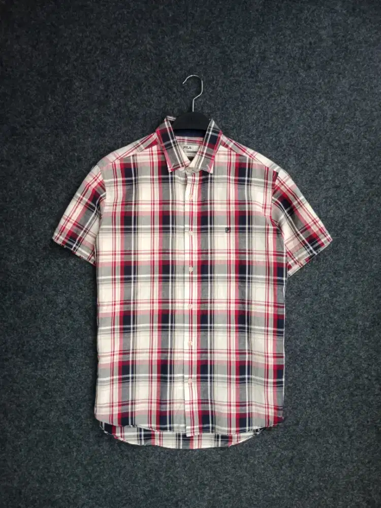 Kemeja Filla size L