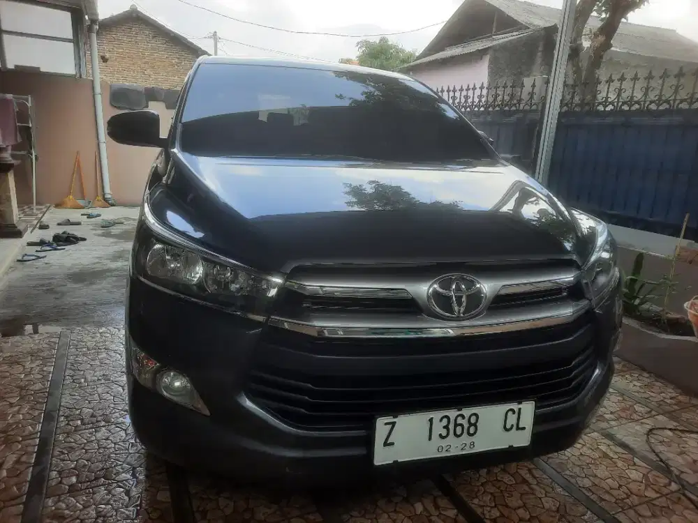 Kijang innova G bensin manual Km low