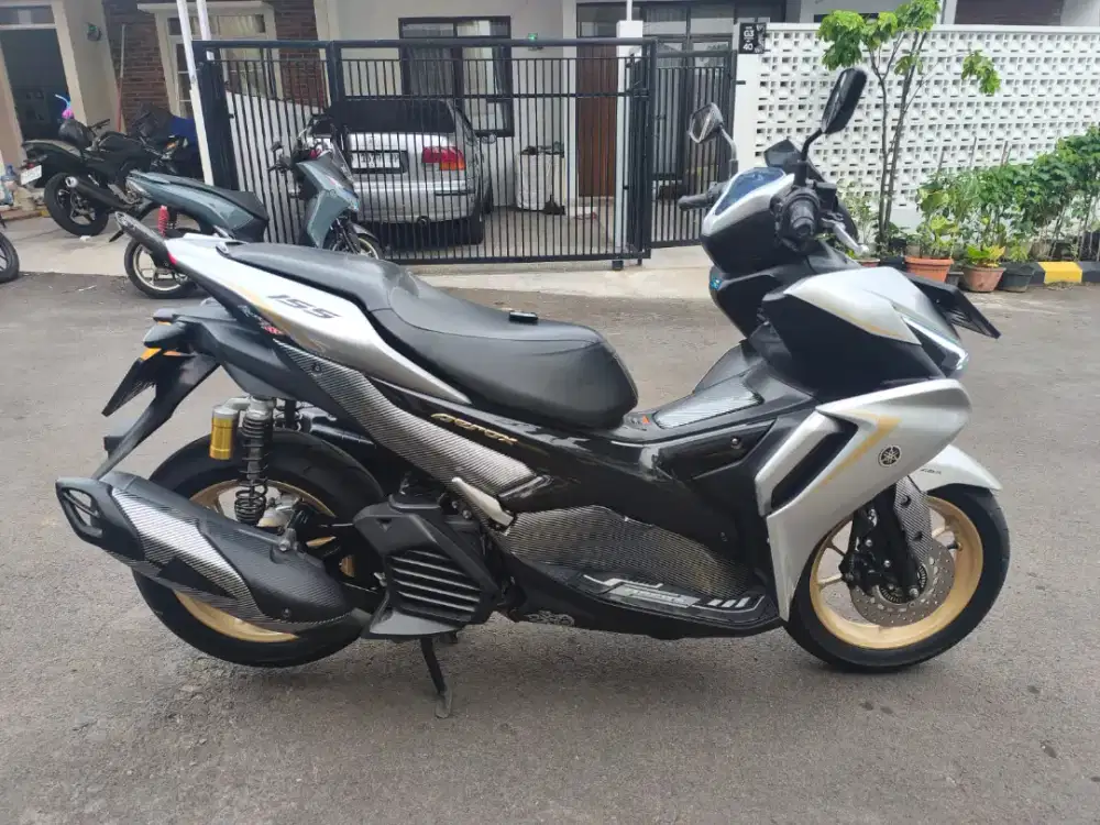 Aerox new abs tahun 2021 km 8rb Tt boleh gan cash gan cash lebih bagus