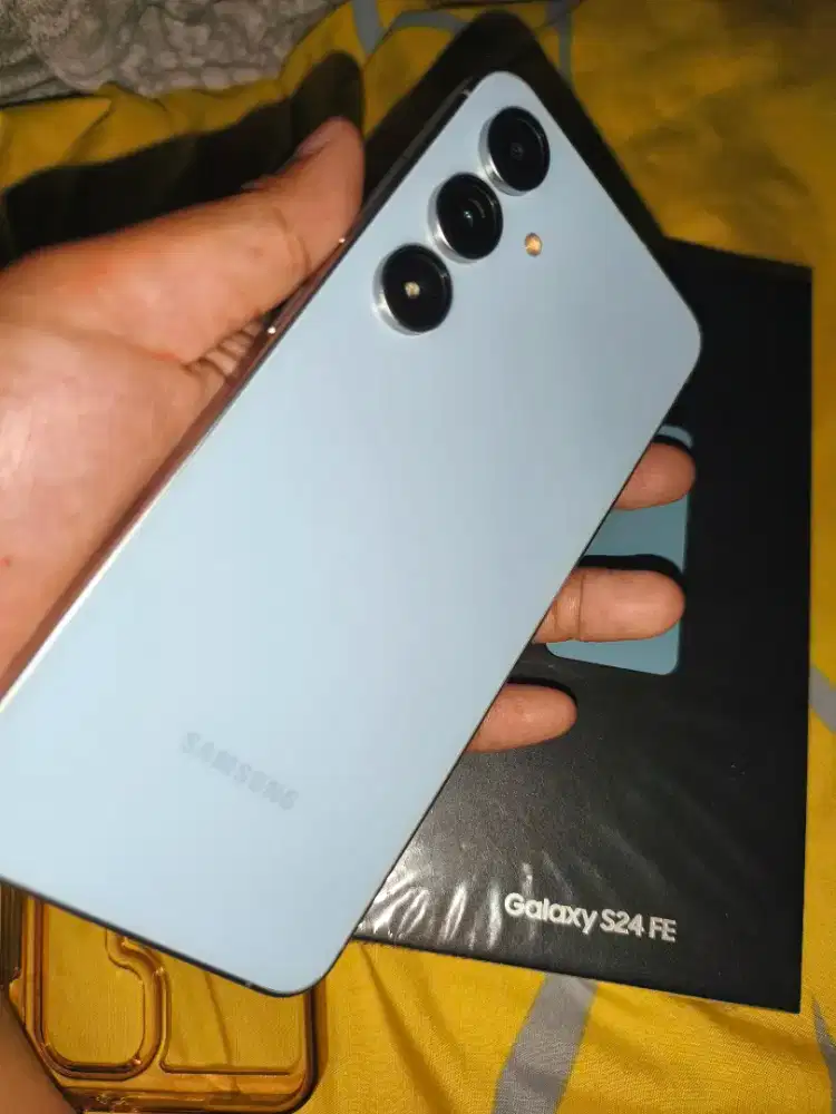 Samsung S24 fe 8/256