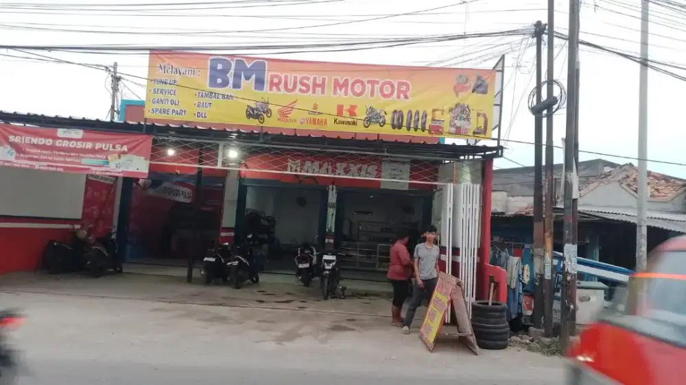 DIBUTUHKAN MONTIR MOTOR YANG BERPENGALAN