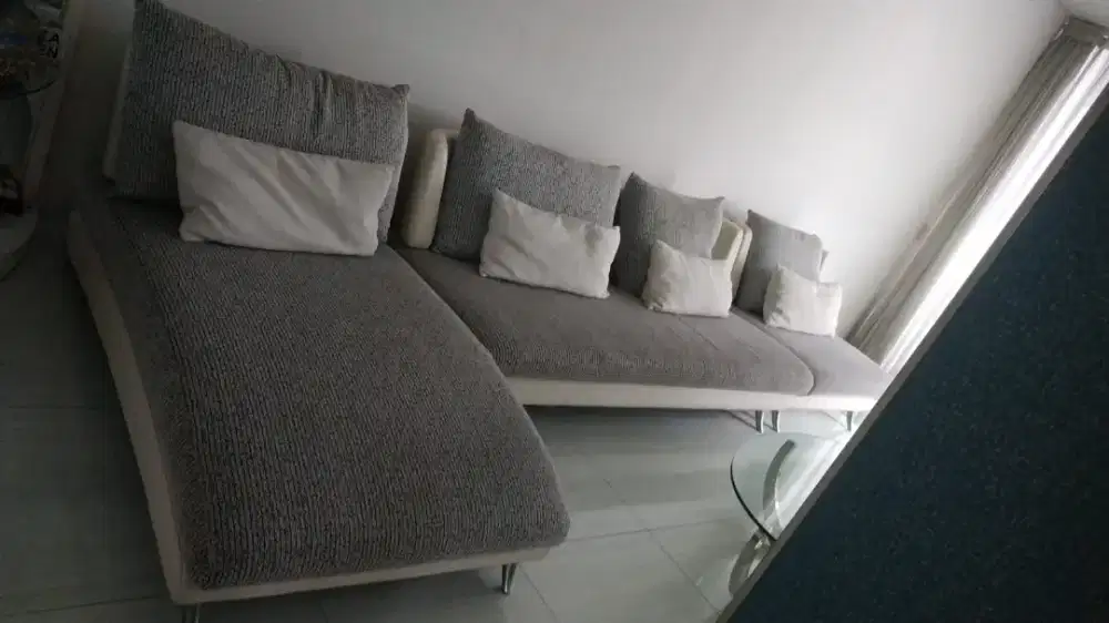 Sofa siku pojok Informa kondisi 85%