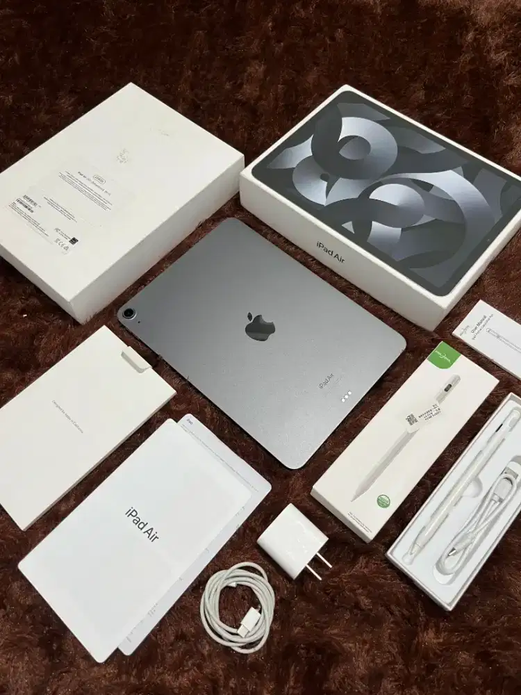 iPad Air 5 256GB WiFi Fullset Original + Pencil
