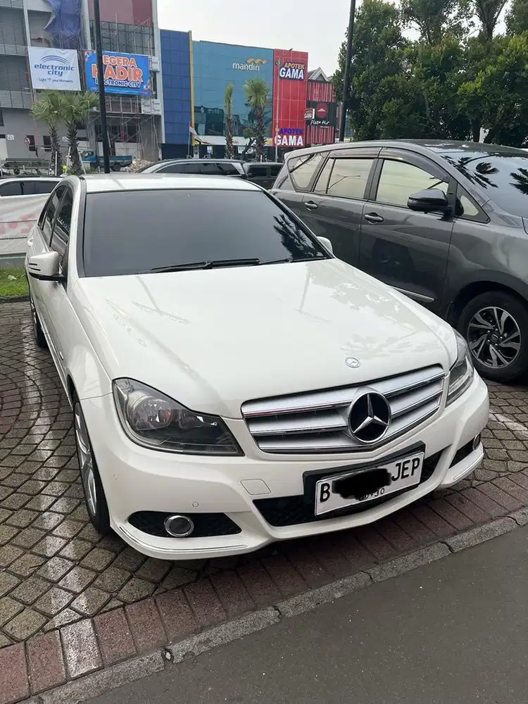 Jual c200 2012 avantgarde
