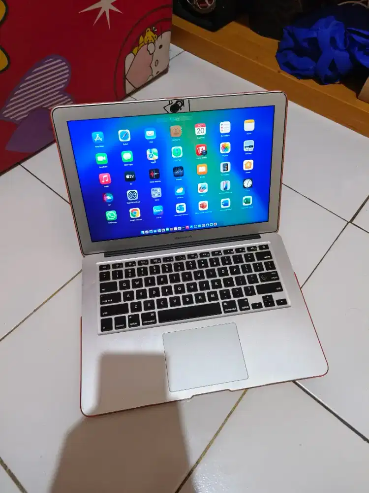 Macbook Air 2017 13 inch 8 /256