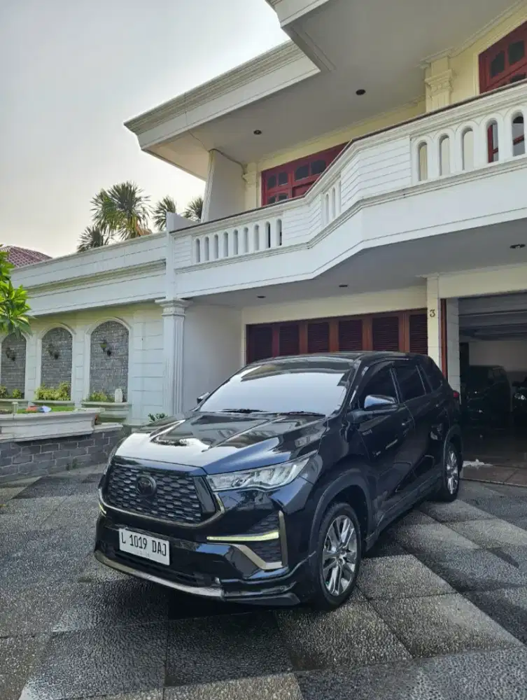 TOYOTA ZENIX Q HYBRID 2023