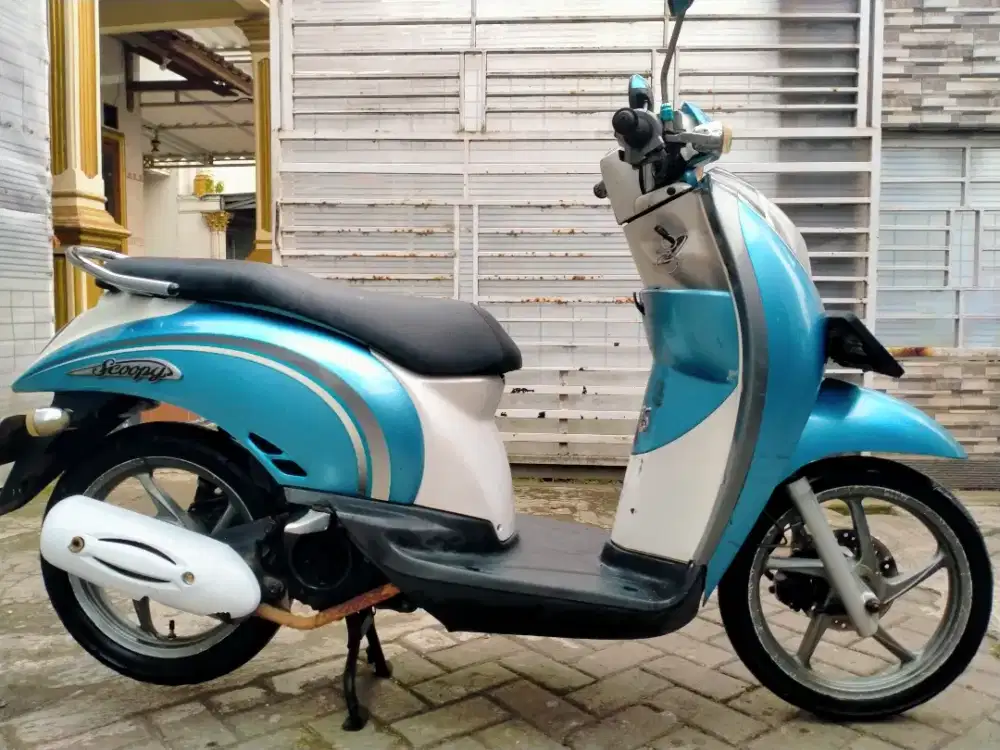 Honda Scoopy lengkap motor sehat walafiat keterangan detail dibawah