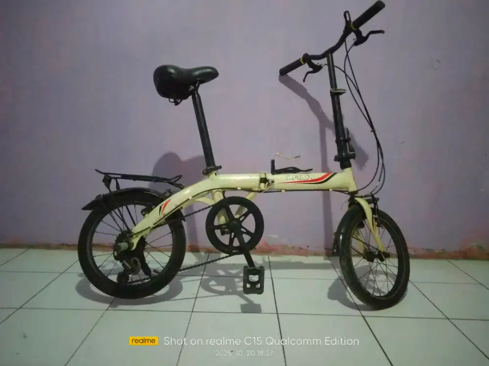 Sepeda Lipat Laux Turi Antik