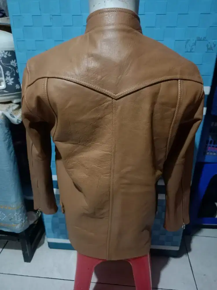 Jaket kulit asli impor