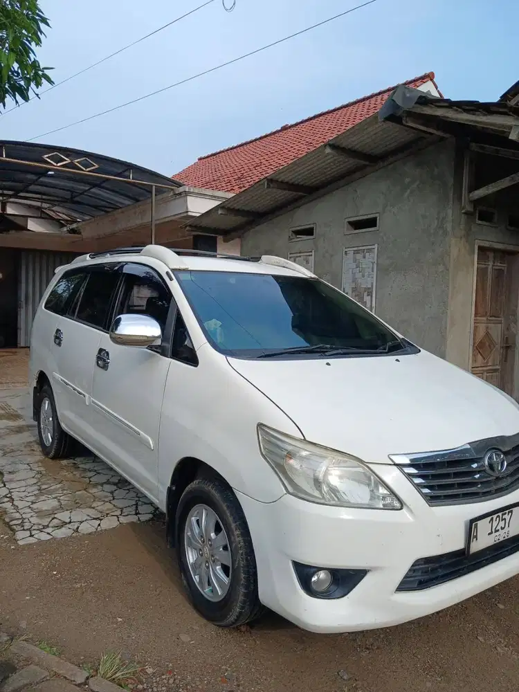 Toyota Kijang Innova (2013) 2.0 G/MT