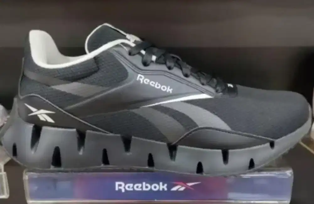 Sepatu Reebok zig dynamica size 40 dan 41 murah
