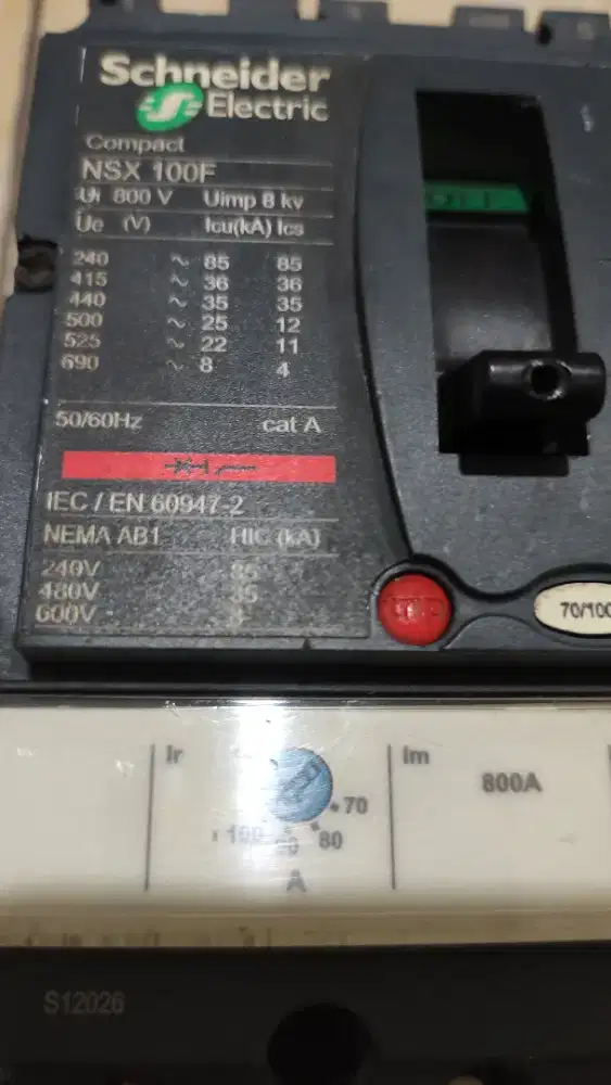 Breaker schneider tipe NSK 100 F,breaker 40 Amper,dan MCB 2 unit 3pase
