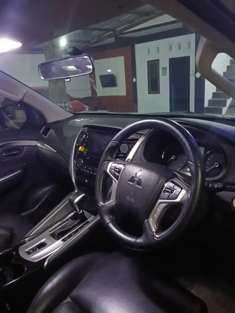 Odelapan7tujuh1sembilan1satu1delapan4enam.jual murah Pajero sport