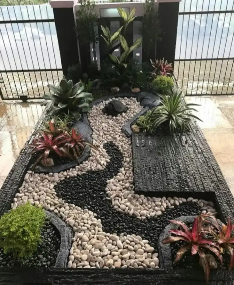Tukang bikin / pasang taman minimalis