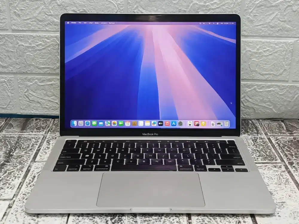 MACBOOK PRO 13-inch 2020 Four Thunderbolt TOUCHBAR