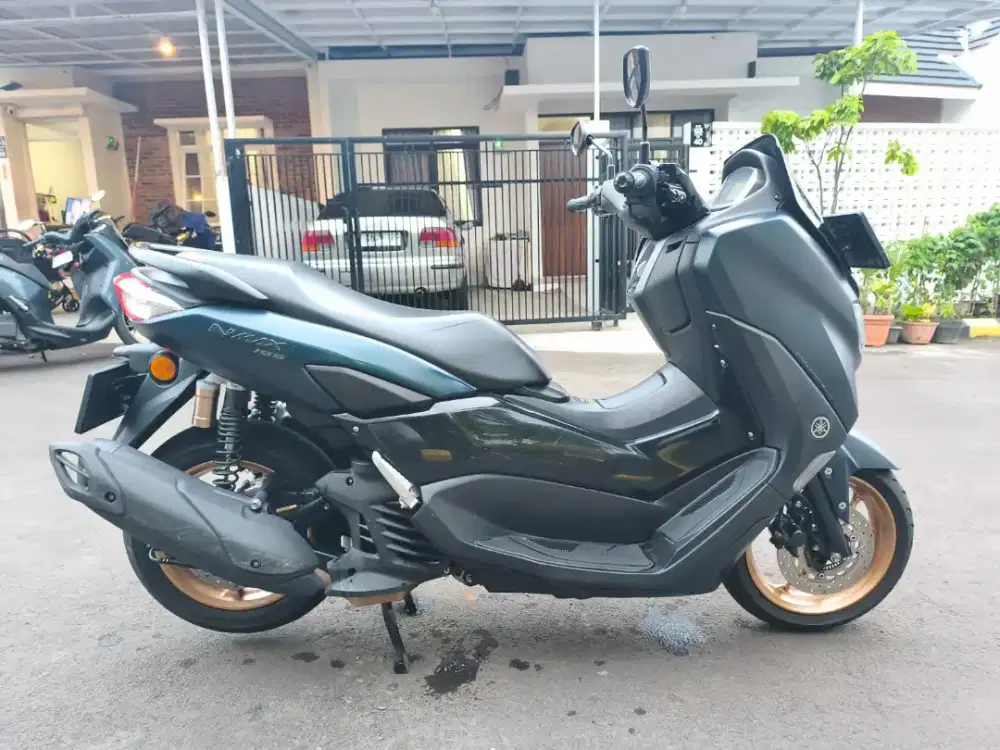 Nmax connected tahun 2022 low km 17rb/tt boleh gan cash lebih bagus