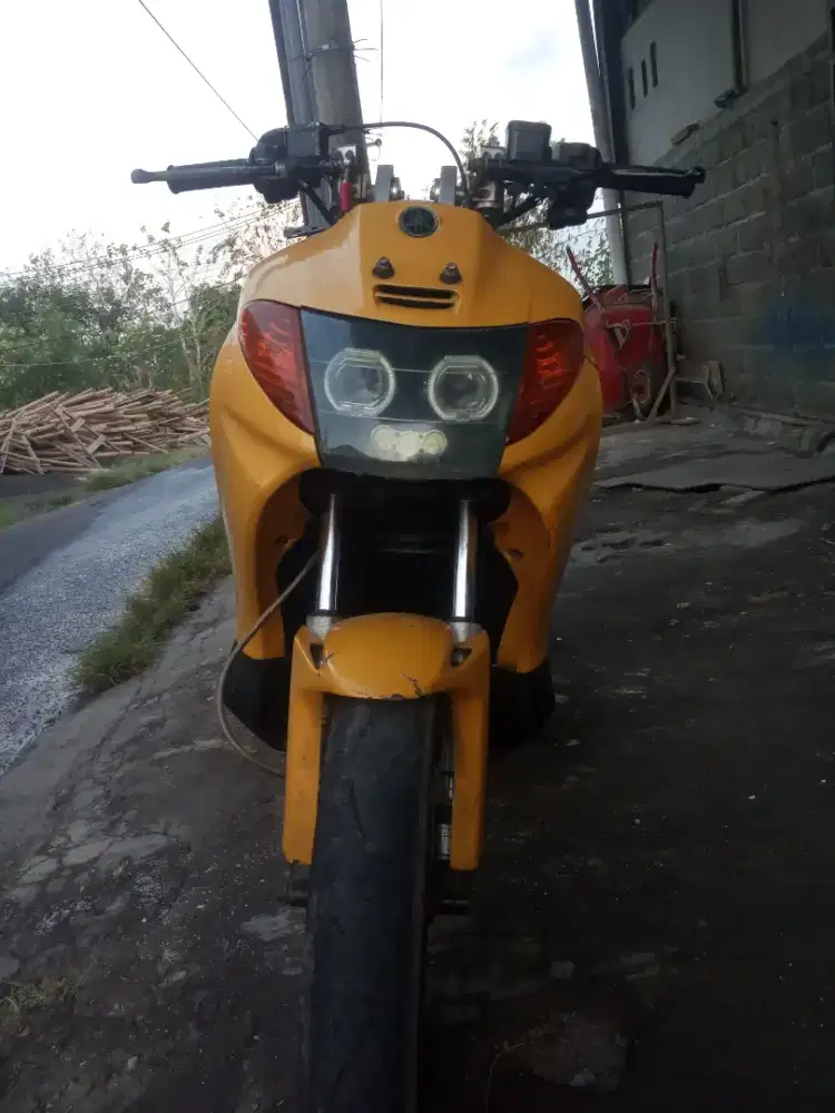 Yamaha Nouvo lowrider