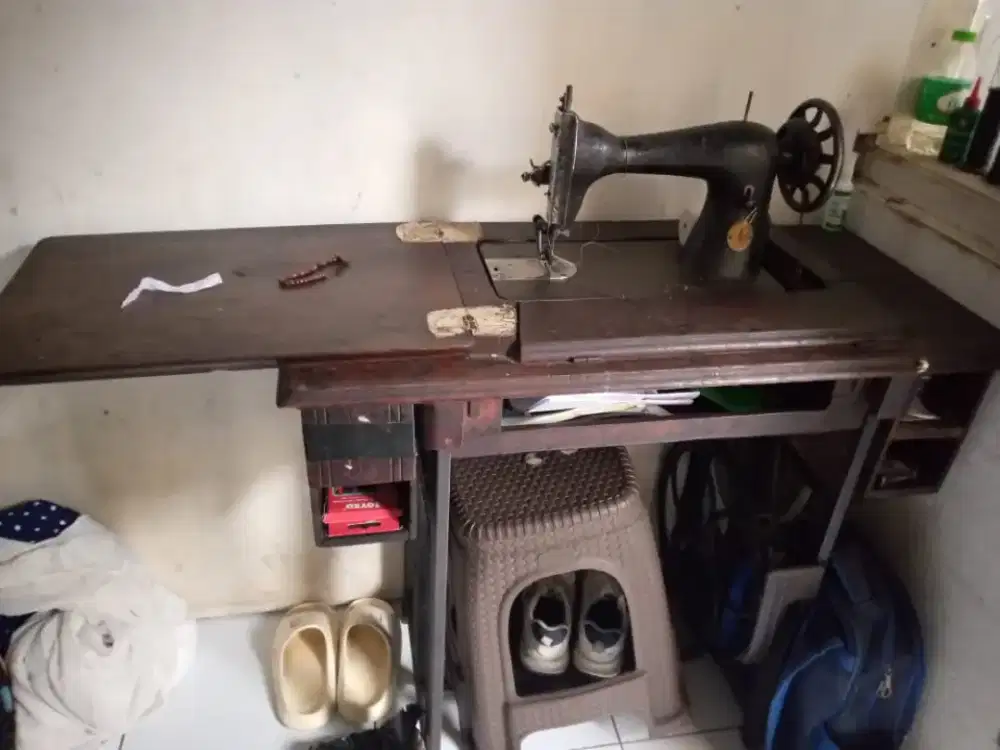 Di jual mesin jahit merk singer