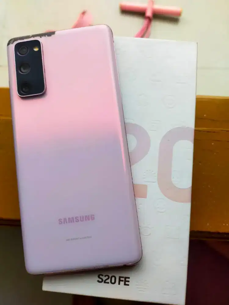 Samsung s20 FE SEIN 8/128