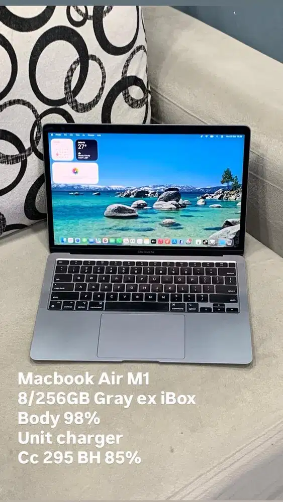 MacBook Air M1 8/256GB Gray ex iBox