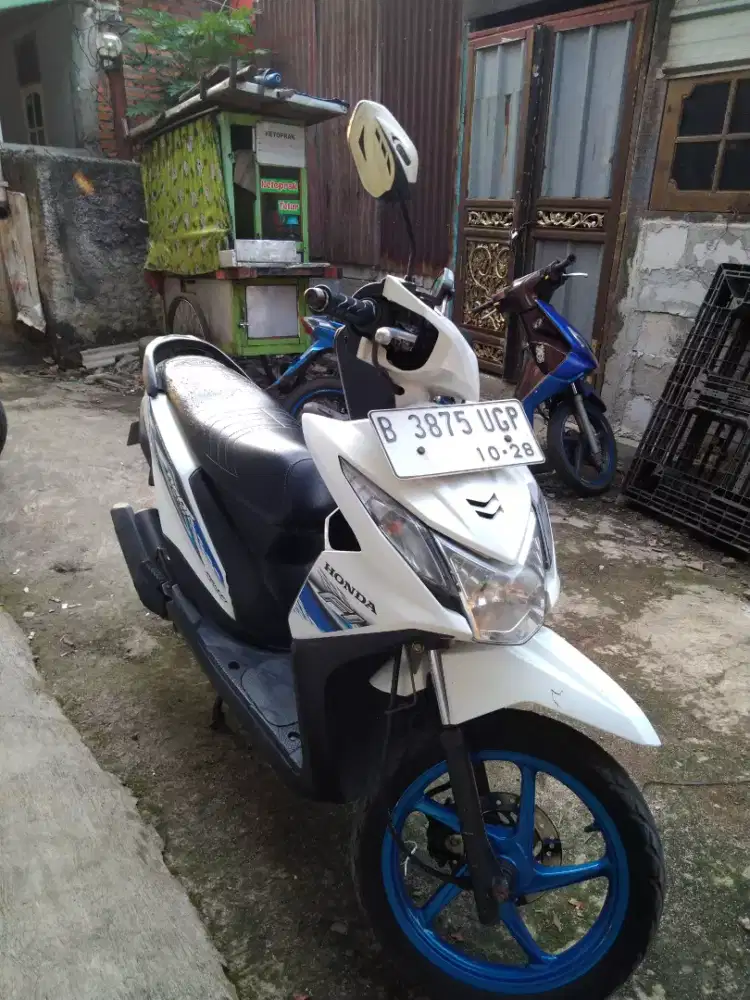 Honda beat fi THN 2014 pajak hidup
