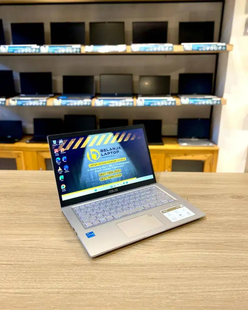 Asus Vivobook 14 A1400EA-VIPS353 /intel  i3 gen 11/8GB/256GB/TERMURAH!