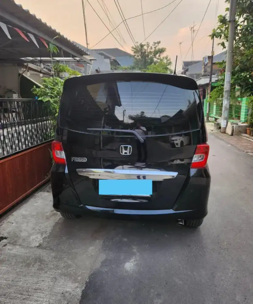 SALE Honda freed SD Nik 2014 (pemakaian 2015)