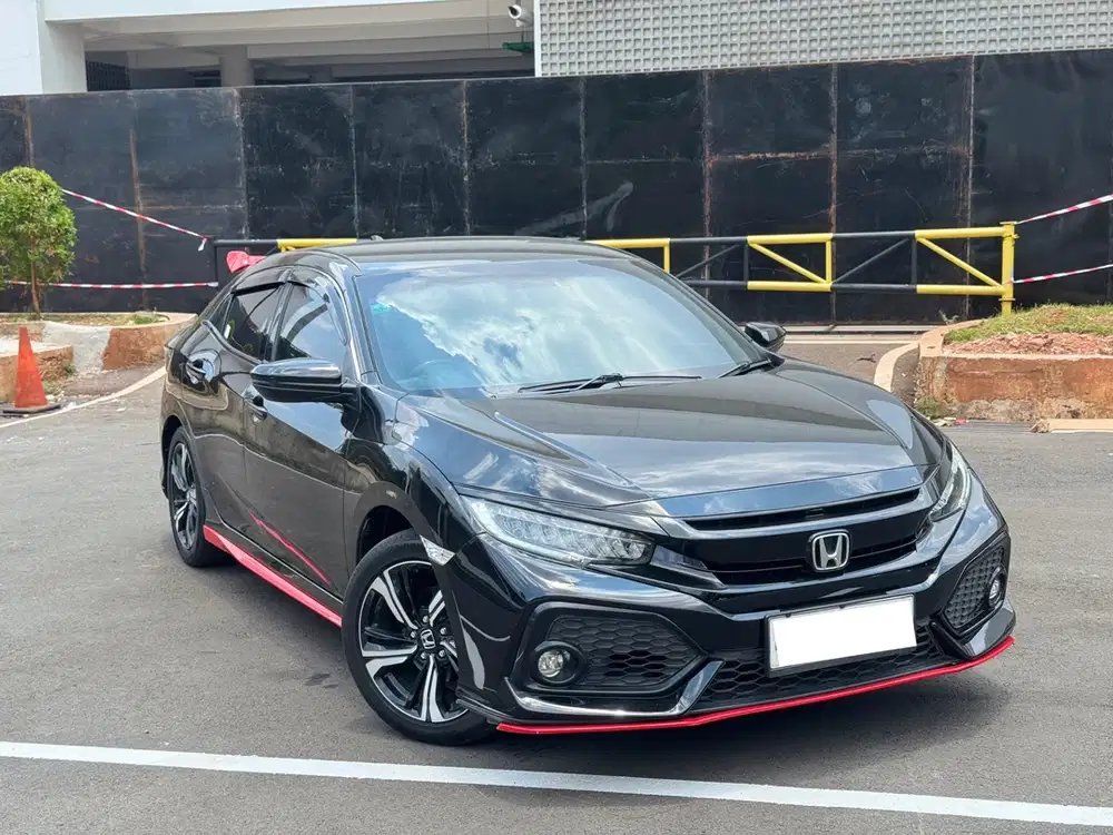 [CASH] Honda Civic Hatchback 2017