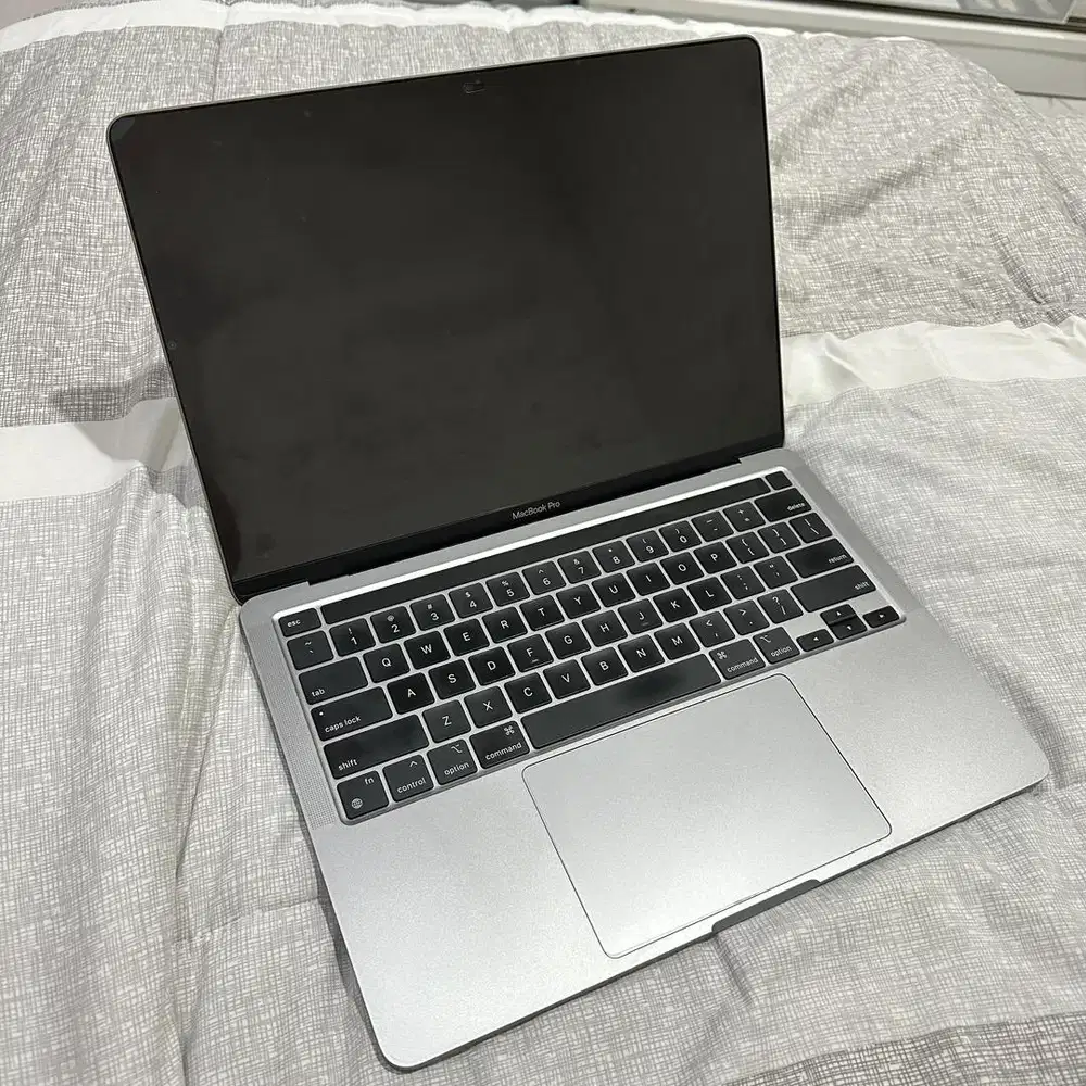 Apple Macbook Pro 2022 M2 Touchbar Space Grey RAM 8/256GB Memory