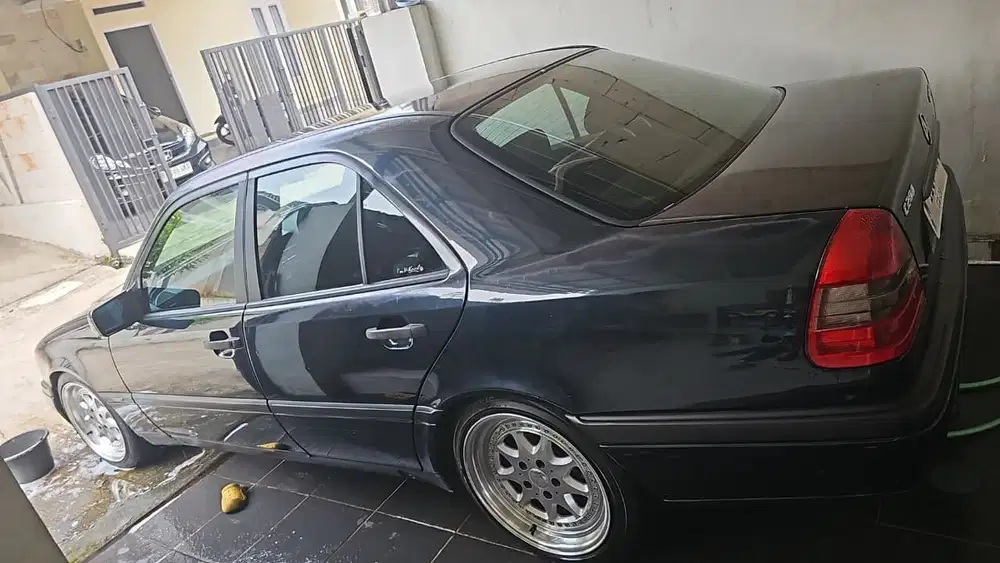 Mercedes-Benz C200 1998 Bensin