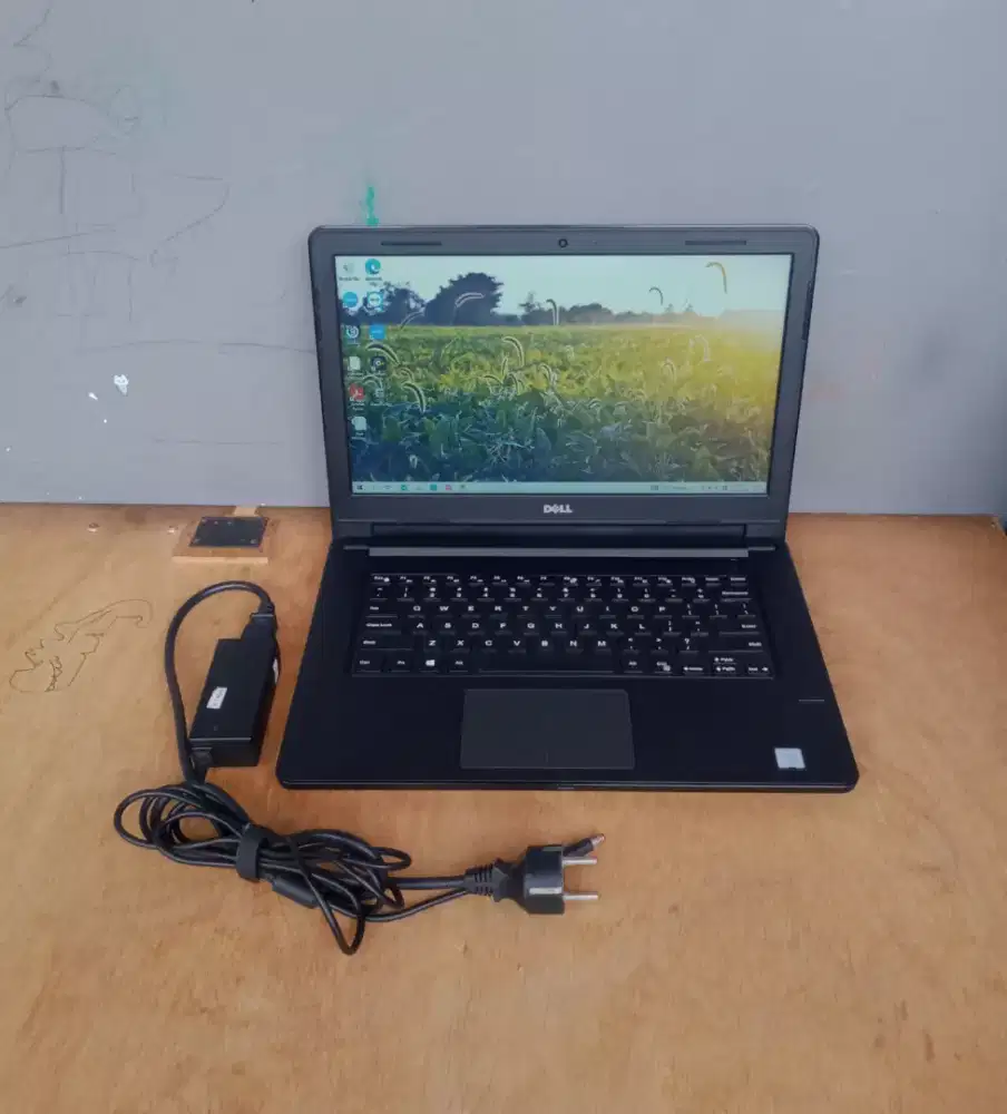 Laptop dell core i3 vastro 14