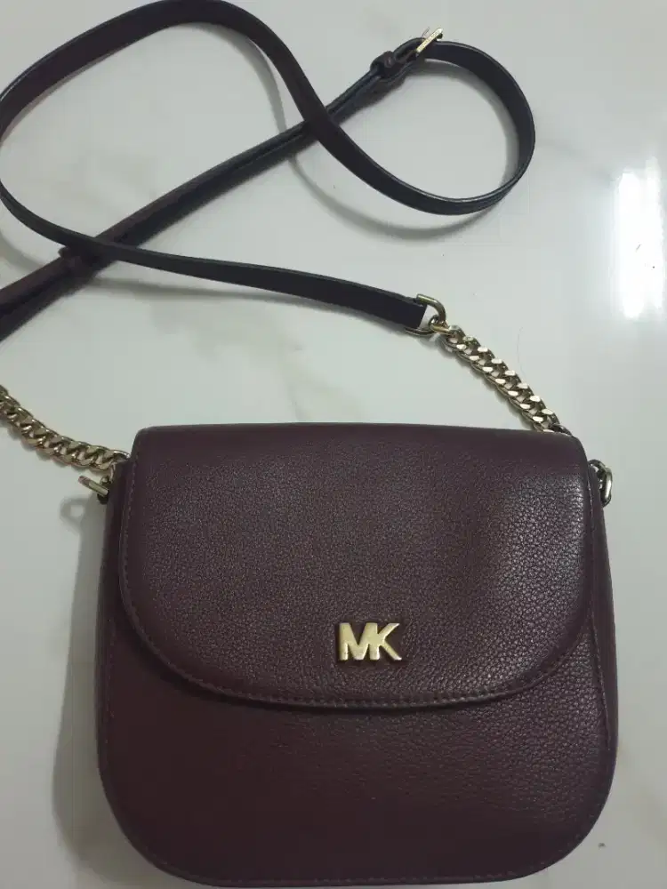 TAS WANITA SLEMPANG MICHAEL KORS MAROON 100% Asli