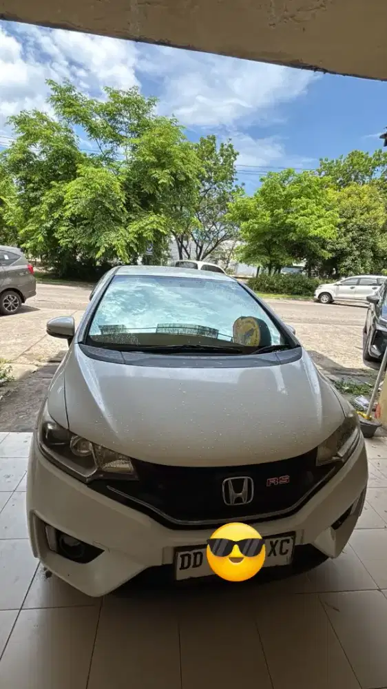 Mobil Honda JAZZ GK5