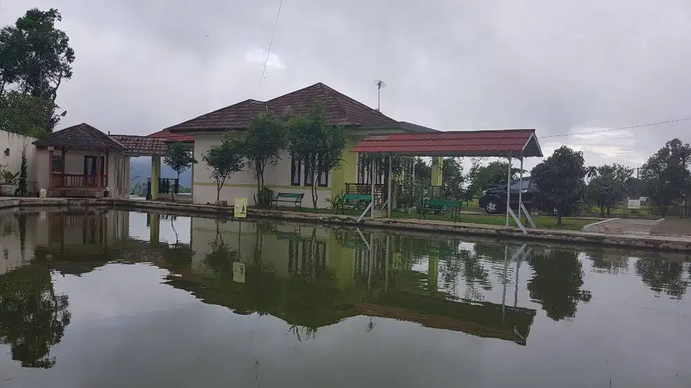 BISMILLAH DISEWAKAN /DIJUAL VILLA BESERTA ISI DI LEBAK MUNCANG CIWIDEY