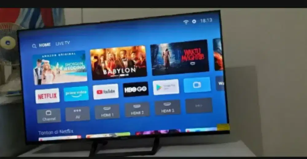 Jual tv murah barang bagus remote Masi lengkap,di kasi breaket dinding
