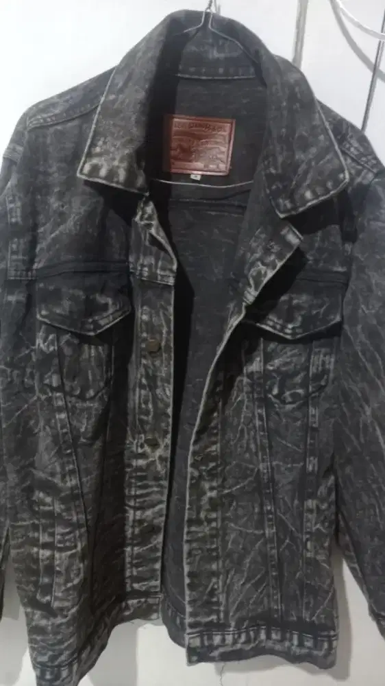 Jaket Levis Premium
