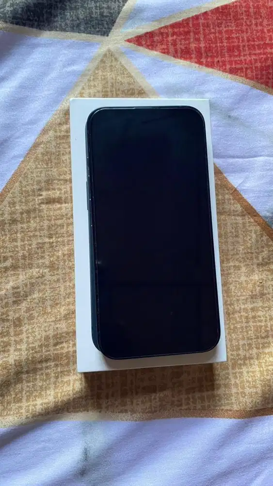 Di jual HP Iphone 13 128 GB