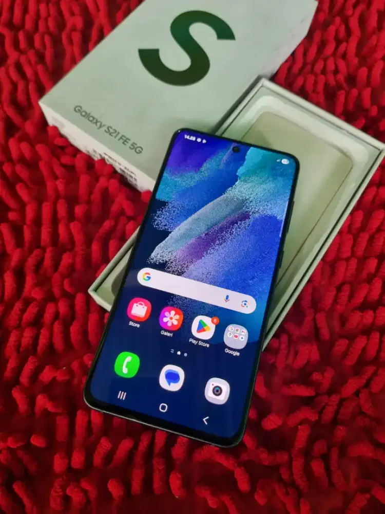 Samsung S21 FE 5g NFc ram 8+8/256 mulus fulset no minus
