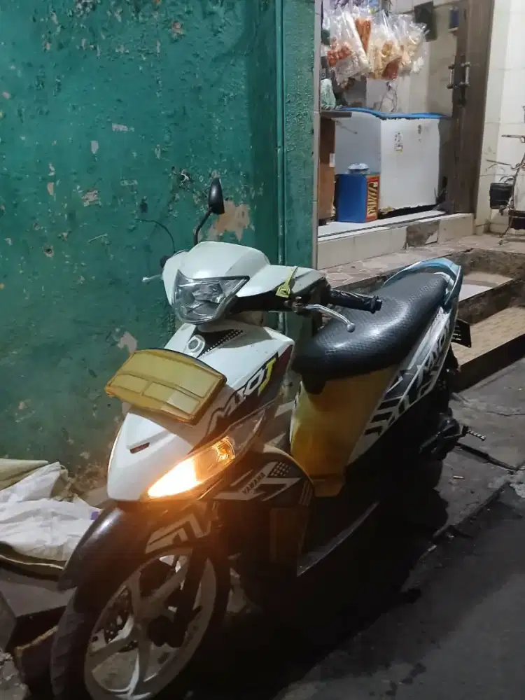 Motor Yamaha mio j
