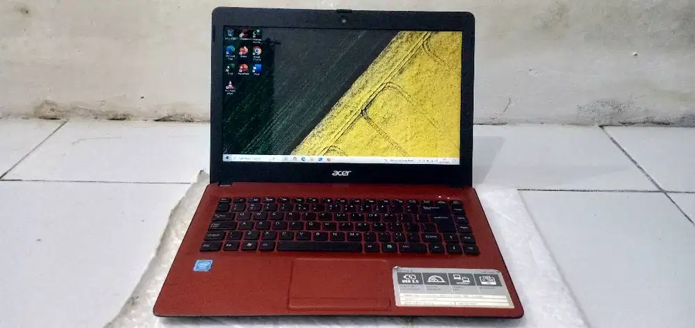 Laptop Acer Z1402, Intel Celeron RAM 8GB SSD 128GB, NO MINUS MULUS