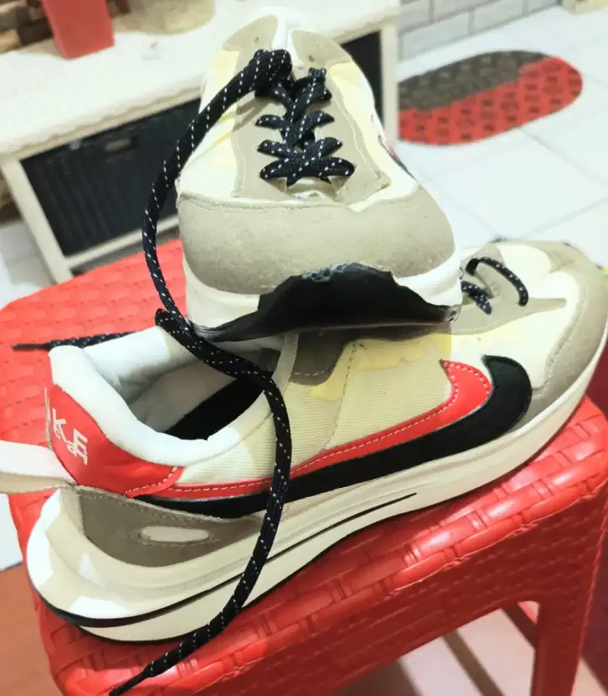Sepatu NIKE sancai