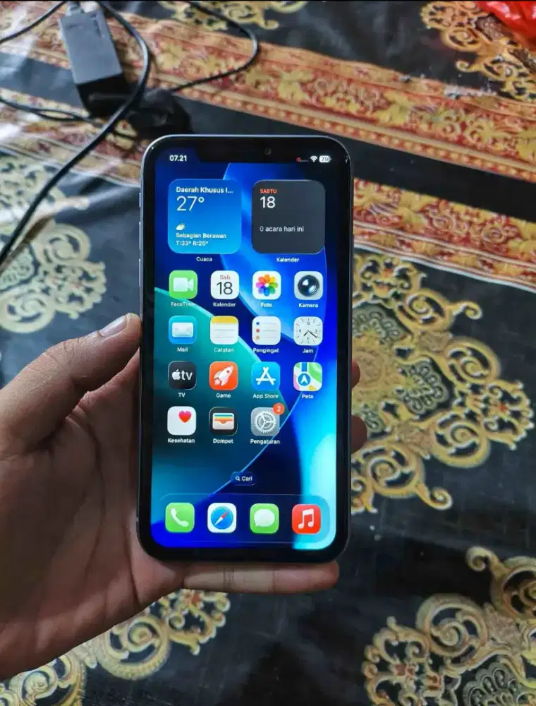 iPhone 11 64gb purple