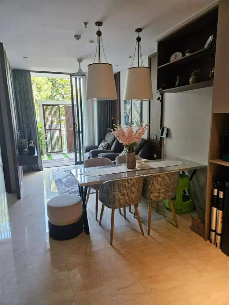 DIJUAL / DISEWAKAN APARTEMEN THE ROSEBAY TOWER C LANTAI DASAR FURNISH