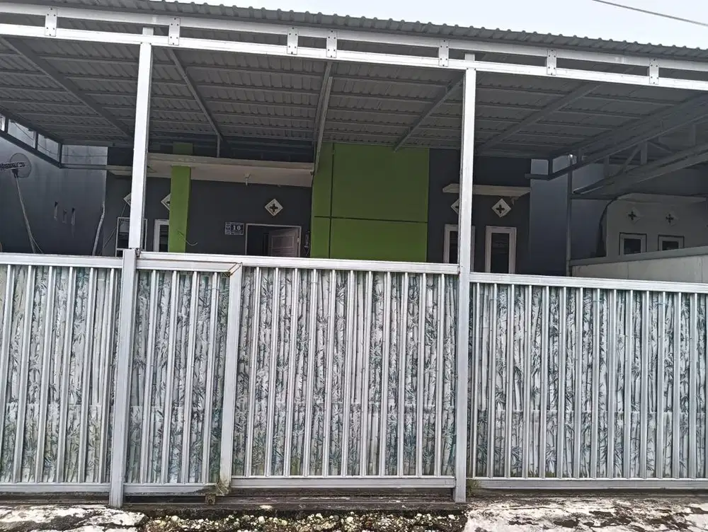 Dijual Rumah di Manarap