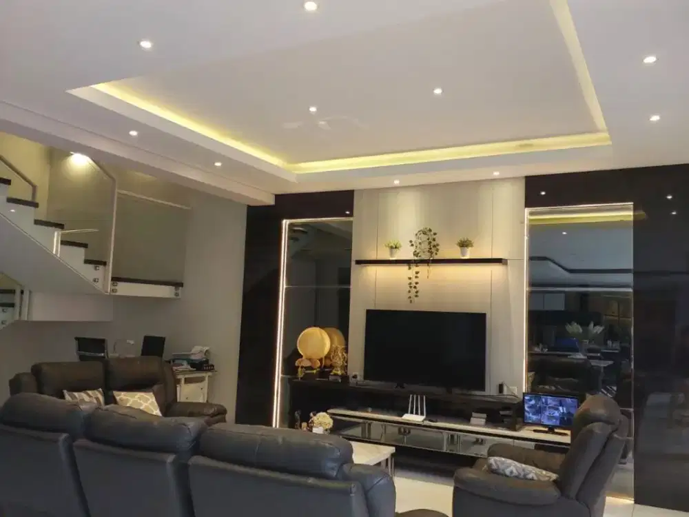 Rumah Mewah Cantik Siap Huni di Mekar Wangi Bandung